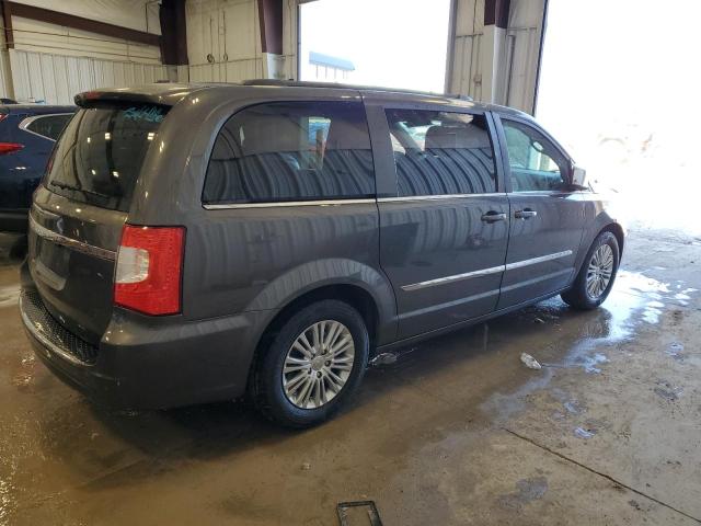 Photo 3 from auction – 2015 CHRYSLER TOWN & COU with VIN 2C4RC1CGXFR594950