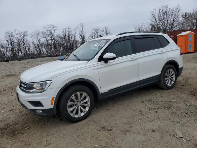 VOLKSWAGEN TIGUAN S 2018 with VIN 3VV0B7AX6JM017108 - Photo from auction