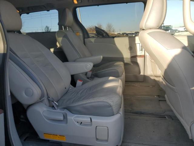 Photo 11 from auction – 2011 TOYOTA SIENNA XLE with VIN 5TDYK3DC7BS013640