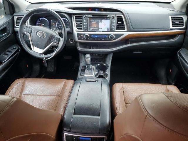Photo 8 from auction – 2018 TOYOTA HIGHLANDER with VIN 5TDDZRFH1JS877894