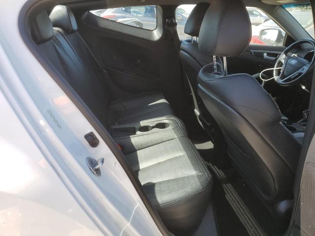 Photo 10 from auction – 2015 HYUNDAI VELOSTER T with VIN KMHTC6AE9FU222633