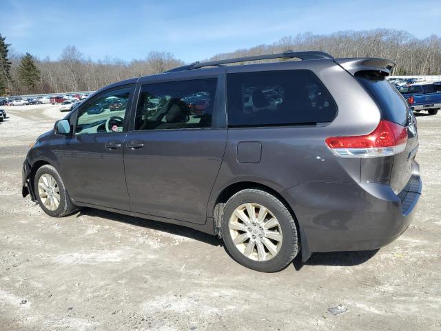 Photo 2 from auction – 2012 TOYOTA SIENNA LE with VIN 5TDJK3DC6CS045983