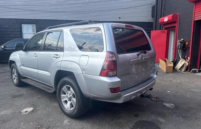 Photo 3 from auction – 2005 TOYOTA 4RUNNER SR with VIN JTEBU14R558050411