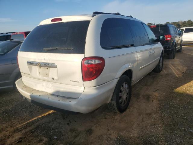 Photo 3 from auction – 2005 CHRYSLER TOWN & COU with VIN 2C4GP54L05R490836