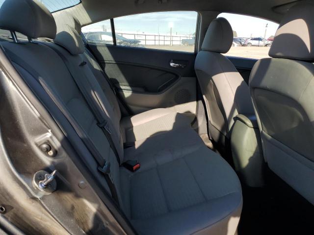 Photo 10 from auction – 2016 KIA FORTE LX with VIN KNAFX4A6XG5450412