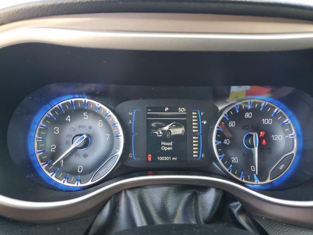 Снимка 9 от търг – 2018 CHRYSLER PACIFICA T с VIN 2C4RC1BG0JR113632
