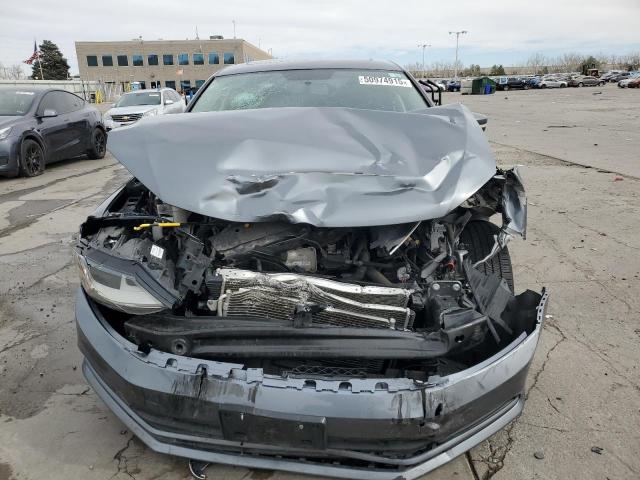 Photo 5 from auction – 2017 VOLKSWAGEN JETTA SE with VIN 3VWDB7AJ0HM397906