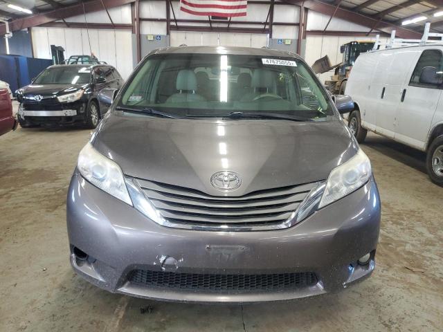 Photo 5 from auction – 2012 TOYOTA SIENNA XLE with VIN 5TDDK3DC7CS044581