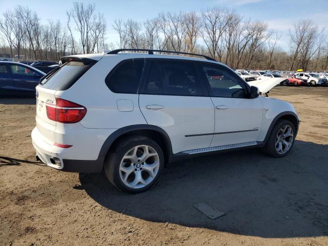 Photo 3 from auction – 2013 BMW X5 XDRIVE3 with VIN 5UXZV4C58D0B02466