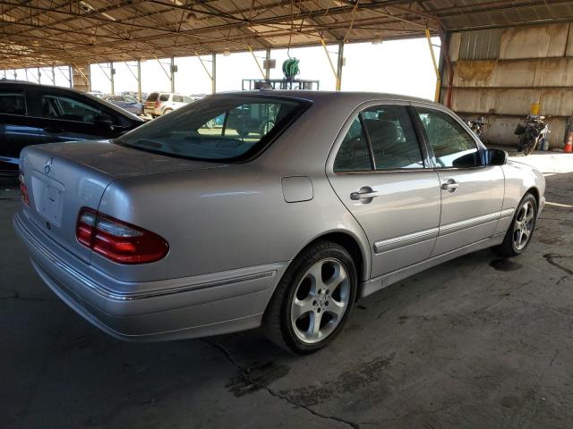 Снимка 3 от търг – 2002 MERCEDES-BENZ E 320 с VIN WDBJF65J22B493337
