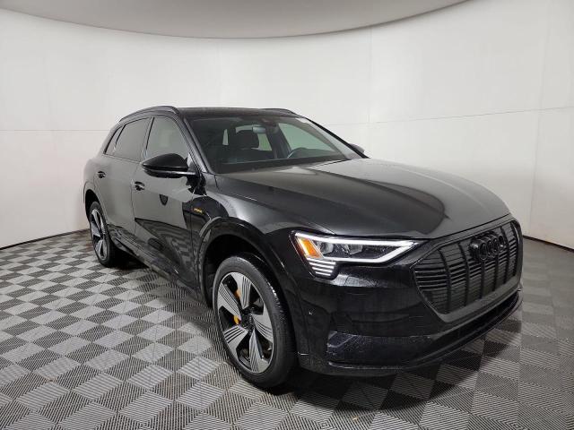 AUDI E-TRON PRE 2022 с VIN WA1LAAGE6NB033303 - Снимка от търг