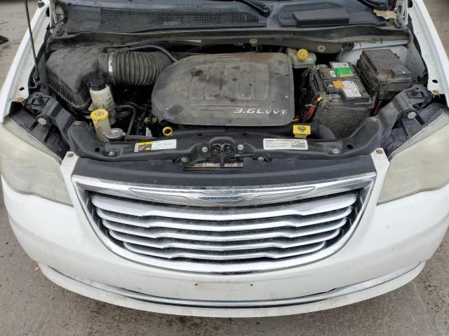 Photo 12 from auction – 2014 CHRYSLER TOWN & COU with VIN 2C4RC1BG9ER397980