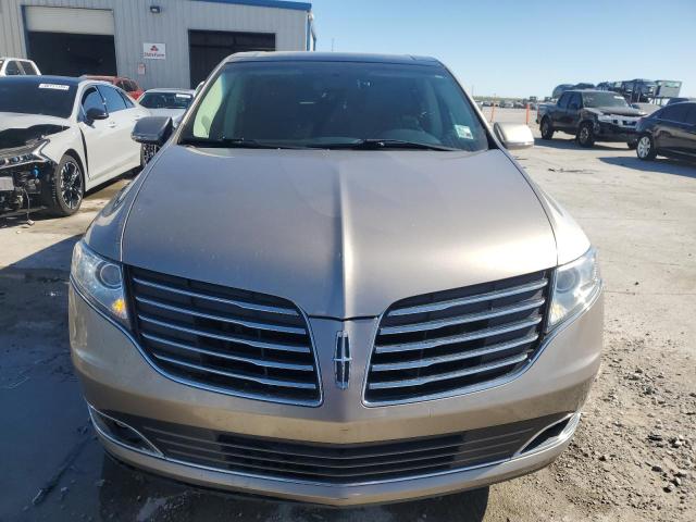 Photo 5 from auction – 2018 LINCOLN MKT with VIN 2LMHJ5AT9JBL00948