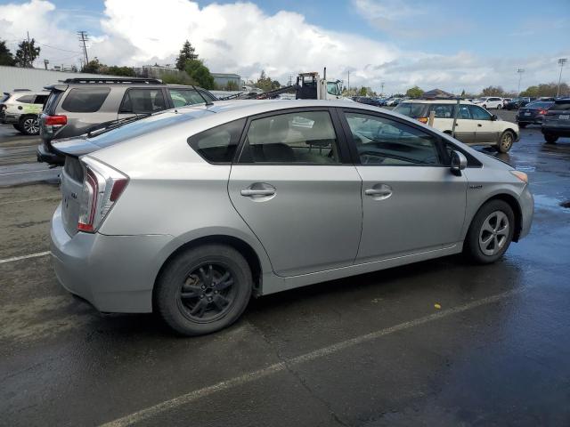 Photo 3 from auction – 2015 TOYOTA PRIUS with VIN JTDKN3DU8F1915058