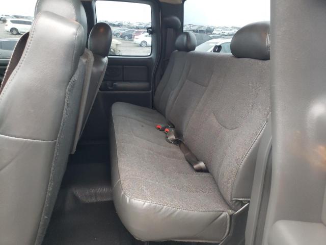 Photo 10 from auction – 2004 CHEVROLET SILVERADO with VIN 1GCEC19X84Z195625