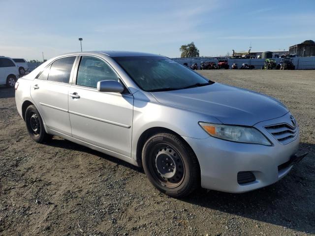 Снимка 4 от търг – 2011 TOYOTA CAMRY BASE с VIN 4T4BF3EK2BR193042
