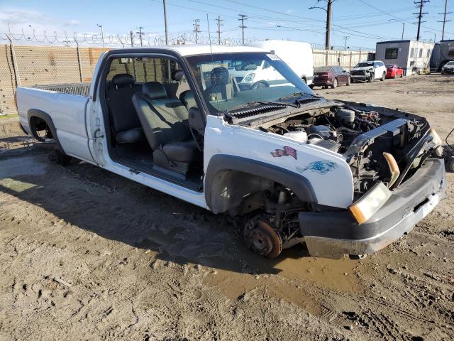 Photo 4 from auction – 2003 CHEVROLET SILVERADO with VIN 1GCHC29UX3E340338