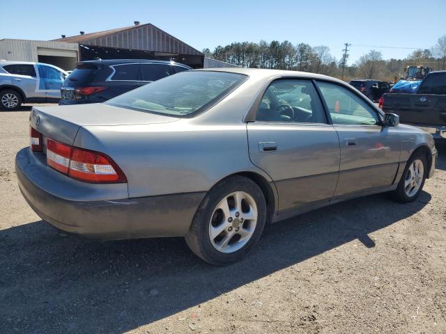 Photo 3 from auction – 2001 LEXUS ES 300 with VIN JT8BF28G610304986