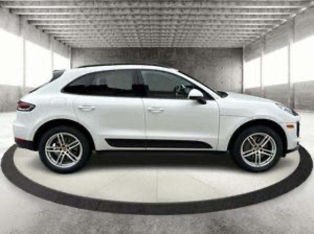Photo 2 from auction – 2021 PORSCHE MACAN S with VIN WP1AB2A57MLB38XXX