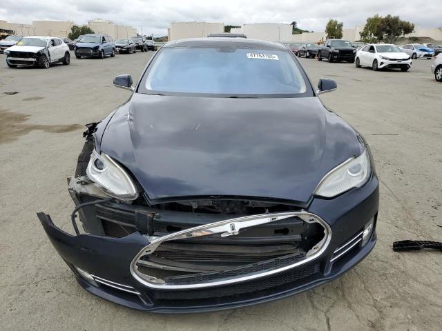 Photo 5 from auction – 2013 TESLA MODEL S with VIN 5YJSA1DG2DFP04694