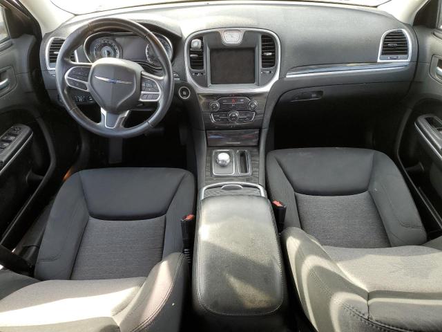 Photo 8 from auction – 2019 CHRYSLER 300 TOURIN with VIN 2C3CCAAG2KH654488