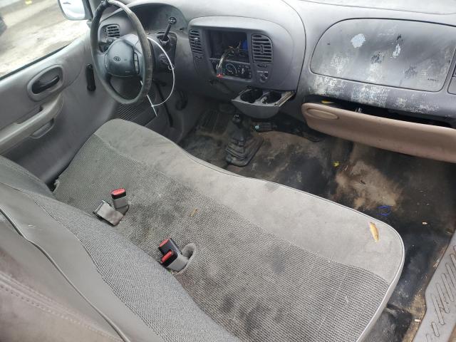 Photo 8 from auction – 2000 FORD F150 with VIN 1FTRF18W8YKA60791