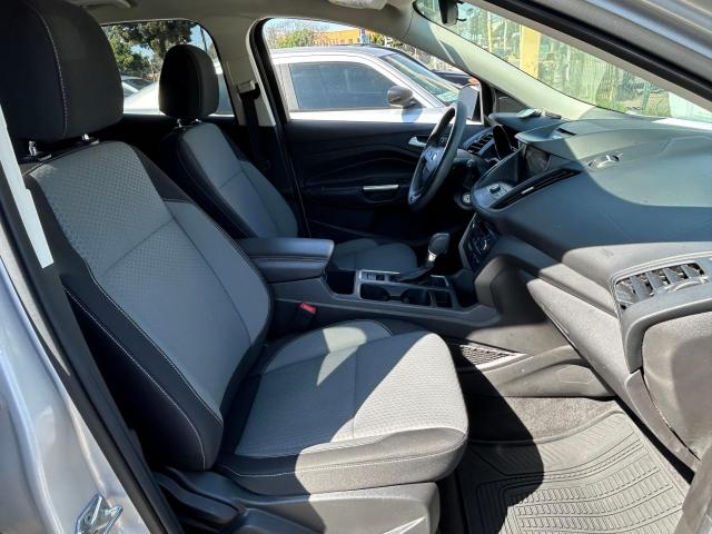 Снимка 5 от търг – 2017 FORD ESCAPE SE с VIN 1FMCU0GD2HUC26549