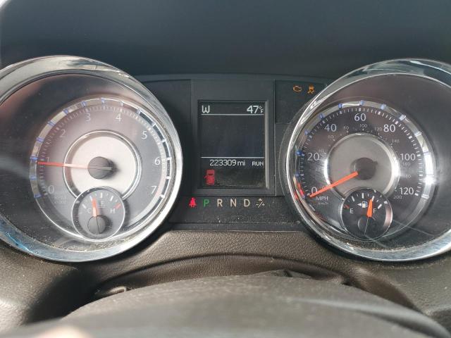 Photo 9 from auction – 2013 CHRYSLER TOWN & COU with VIN 2C4RC1BG2DR566185