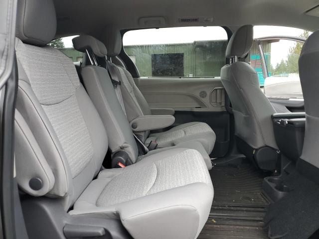 Photo 11 from auction – 2021 TOYOTA SIENNA LE with VIN 5TDKSKFC4MS031738