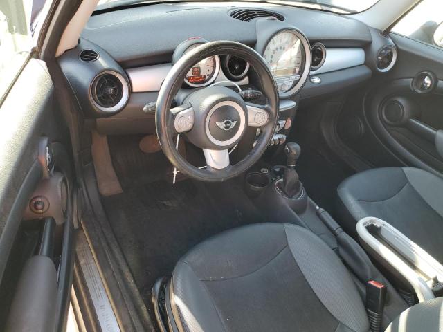 Photo 8 from auction – 2009 MINI COOPER CLU with VIN WMWML33599TX35442