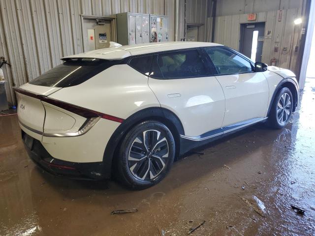 Photo 3 from auction – 2022 KIA EV6 LIGHT with VIN KNDC3DLC2N5034114