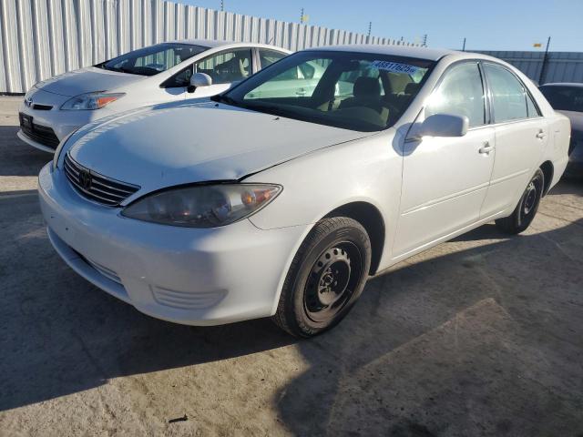TOYOTA CAMRY LE 2005 with VIN 4T1BE32K05U606209 - Photo from auction
