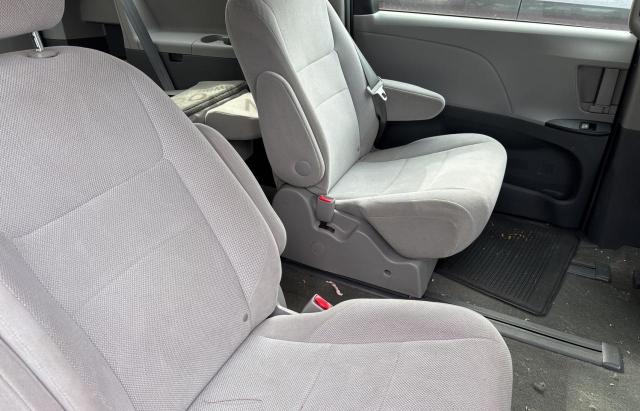 Photo 6 from auction – 2016 TOYOTA SIENNA with VIN 5TDZK3DC2GS760087