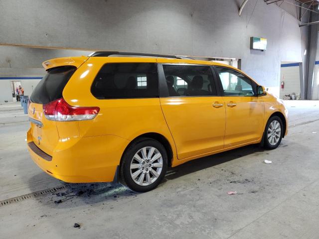Photo 3 from auction – 2014 TOYOTA SIENNA XLE with VIN 5TDDK3DC4ES080960