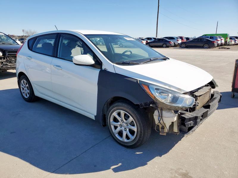 Photo 4 from auction – 2013 HYUNDAI ACCENT GLS with VIN KMHCT5AE8DU094571