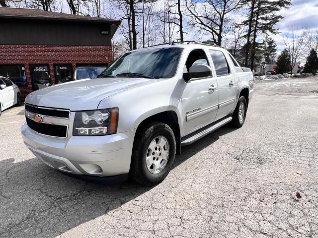 Photo 2 from auction – 2011 CHEVROLET AVALANCHE with VIN 3GNTKEE32BG271834