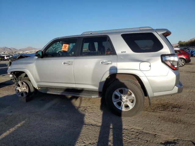 Photo 2 from auction – 2018 TOYOTA 4RUNNER SR with VIN JTEBU5JR7J5550190