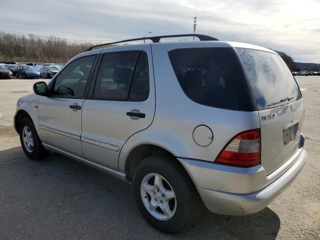 Photo 2 from auction – 2000 MERCEDES-BENZ ML 320 with VIN 4JGAB54E2YA214989