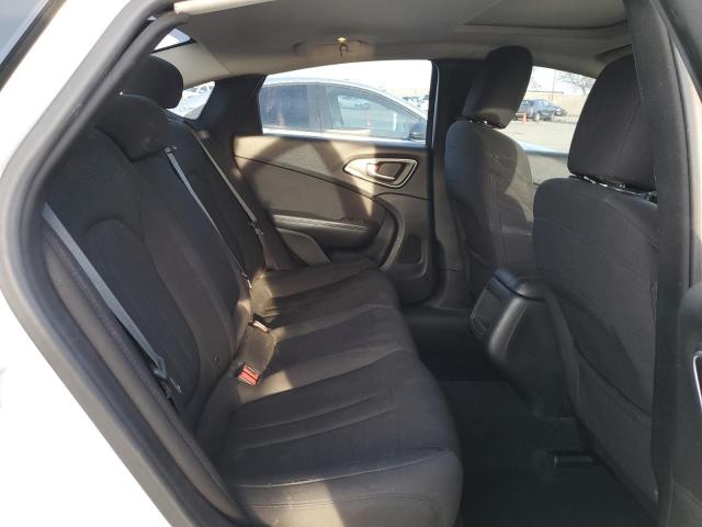 Photo 10 from auction – 2015 CHRYSLER 200 LIMITE with VIN 1C3CCCAB5FN568489