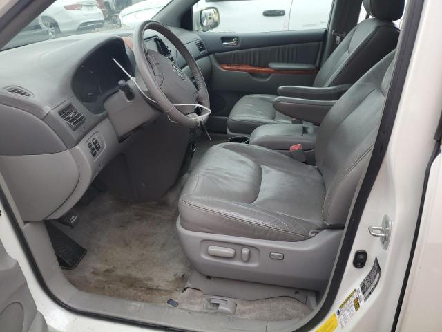 Photo 7 from auction – 2010 TOYOTA SIENNA XLE with VIN 5TDYK4CC7AS333935