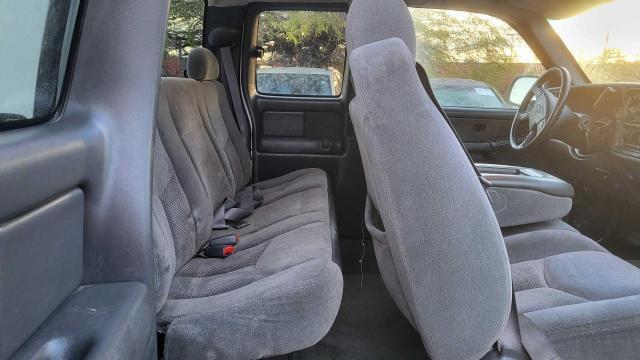 Photo 6 from auction – 2003 CHEVROLET SILVERADO with VIN 1GCHC29UX3E372836
