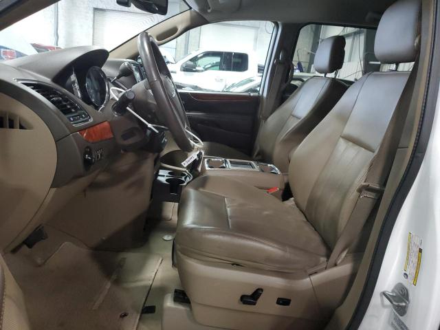 Photo 7 from auction – 2015 CHRYSLER TOWN & COU with VIN 2C4RC1CG6FR698108