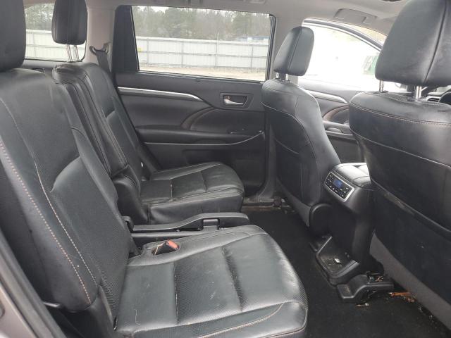 Photo 11 from auction – 2022 TOYOTA HIGHLANDER with VIN 5TDDGRFH7KS070738