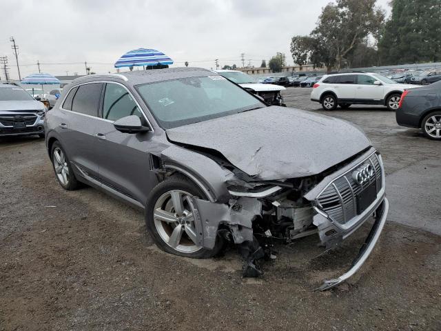 Photo 4 from auction – 2019 AUDI E-TRON PRE with VIN WA1LABGE7KB021954
