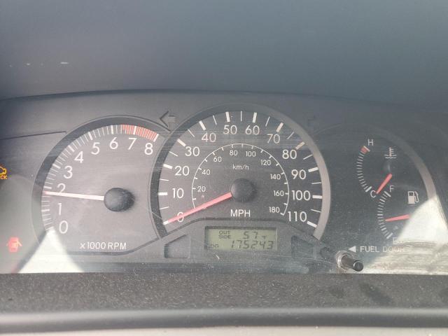 Photo 9 from auction – 2005 TOYOTA COROLLA CE with VIN JTDBR32E252052606