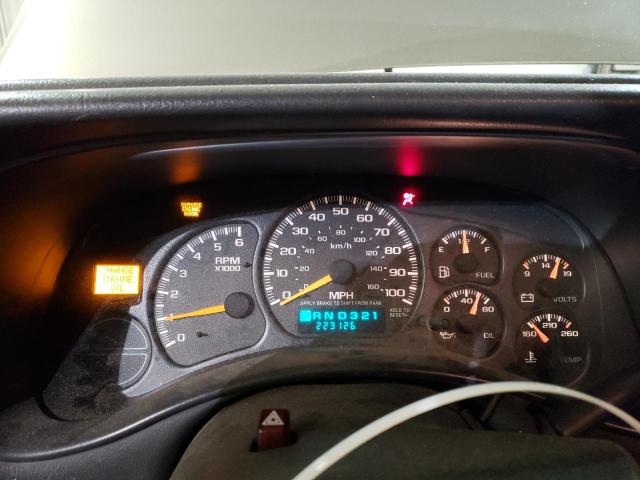 Photo 9 from auction – 2001 CHEVROLET SILVERADO with VIN 1GCEK14V41E242872