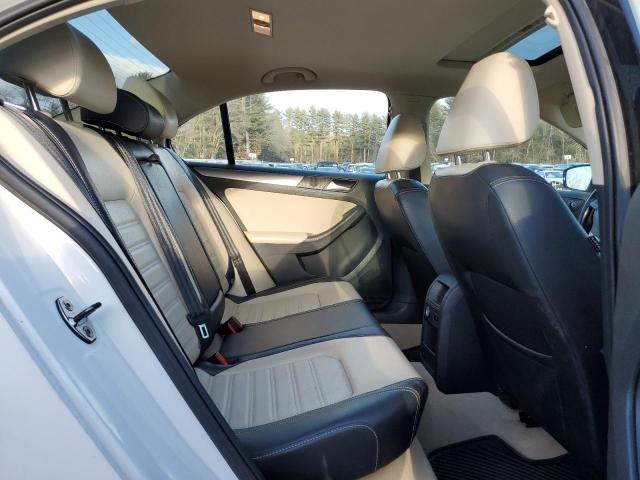 Photo 10 from auction – 2013 VOLKSWAGEN JETTA SEL with VIN 3VWLP7AJ6DM354534