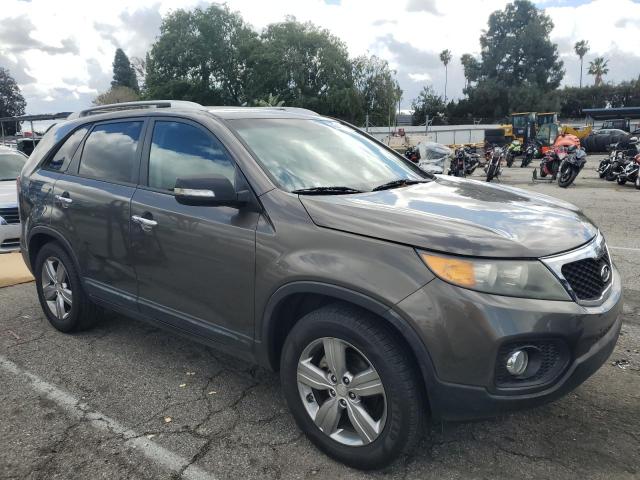 Photo 4 from auction – 2013 KIA SORENTO EX with VIN 5XYKU4A67DG399965
