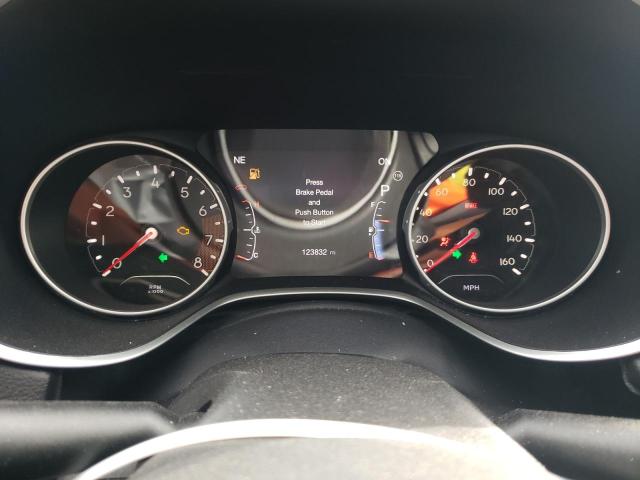Снимка 9 от търг – 2018 JEEP COMPASS LA с VIN 3C4NJCBB2JT318614