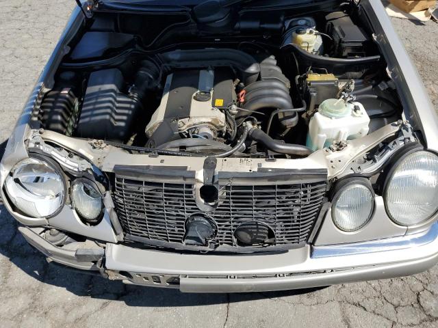 Photo 11 from auction – 1997 MERCEDES-BENZ E 320 with VIN WDBJF55F4VJ032270